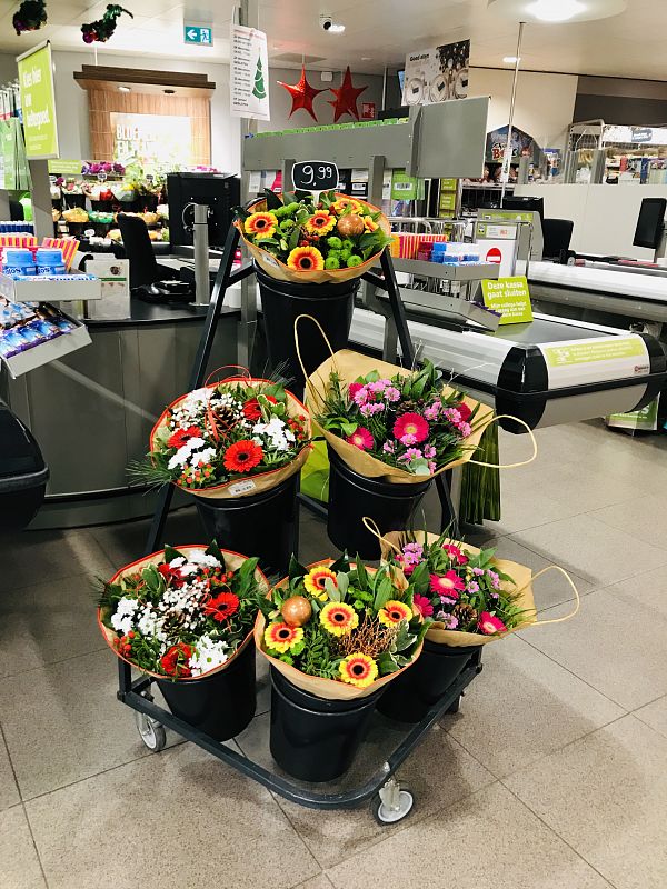 Bloemen meubels en actiedisplays voor uw supermarkt-2
